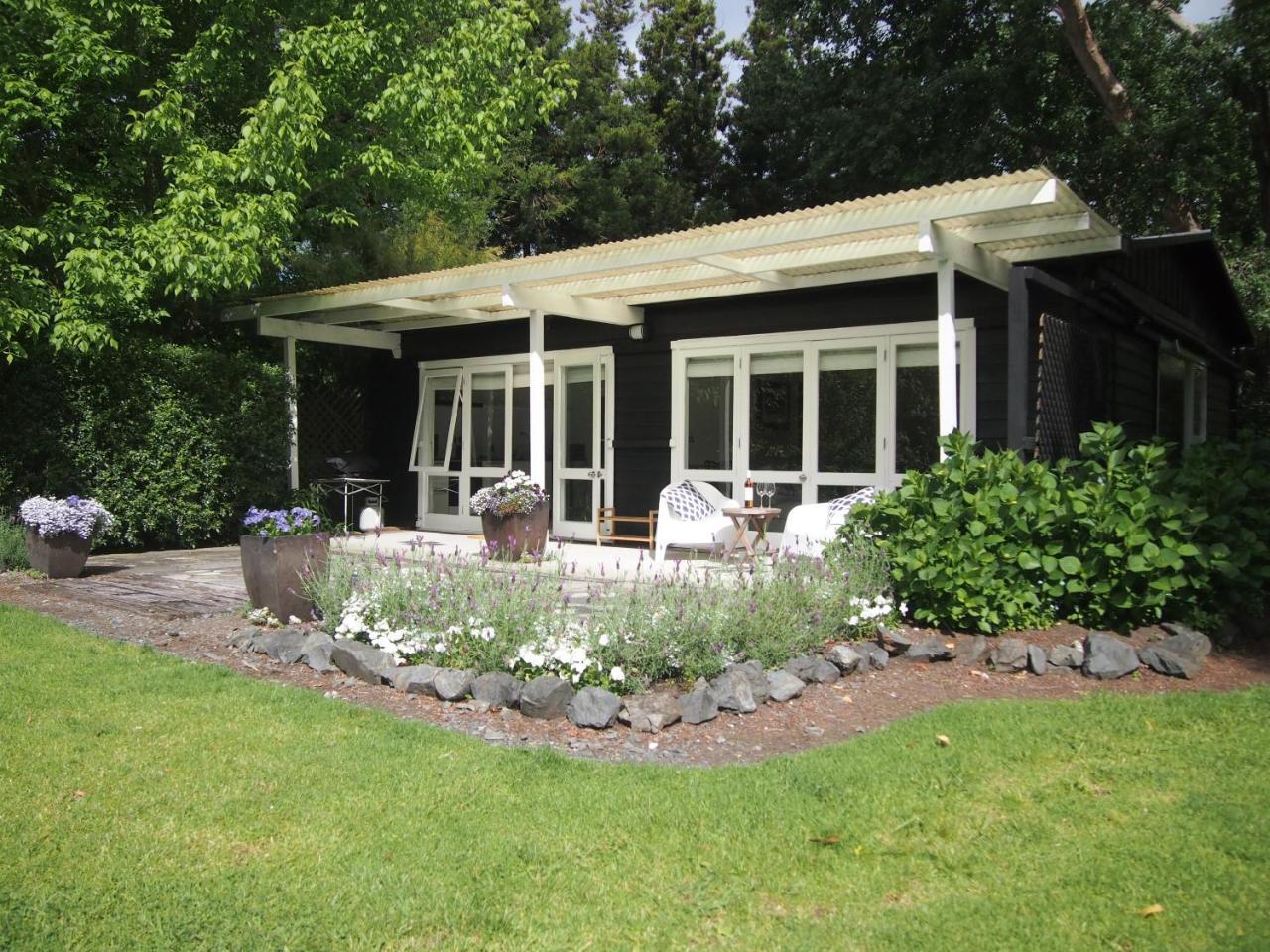 Columbus Cottage At 144 On Jones Omaha Екстер'єр фото